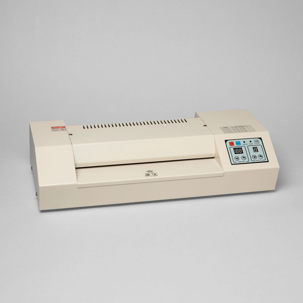 The Ceramictoner laminator enables coating by using laminated paper.